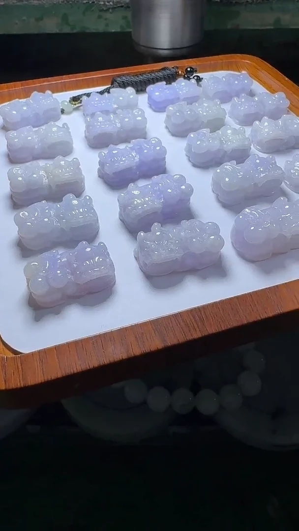 颈饰未镶嵌翡翠貔貅多样性发一件