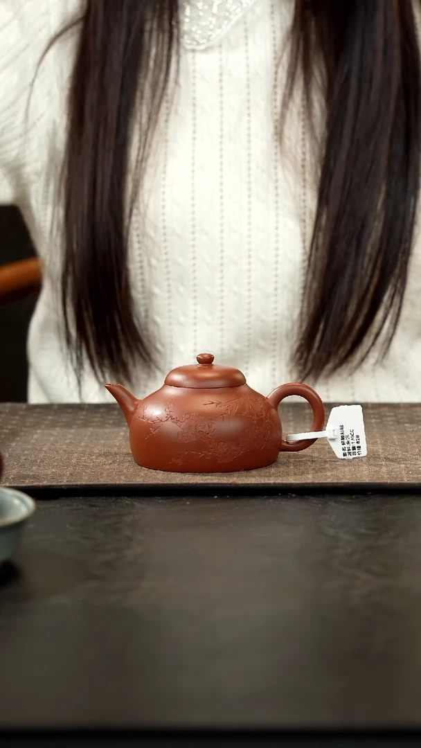 茶壶紫砂磐*朱泥华颖壶刻绘170cc