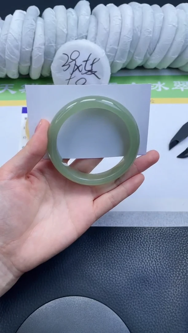 【闪购商品】石英质玉手镯未镶嵌A336-59+