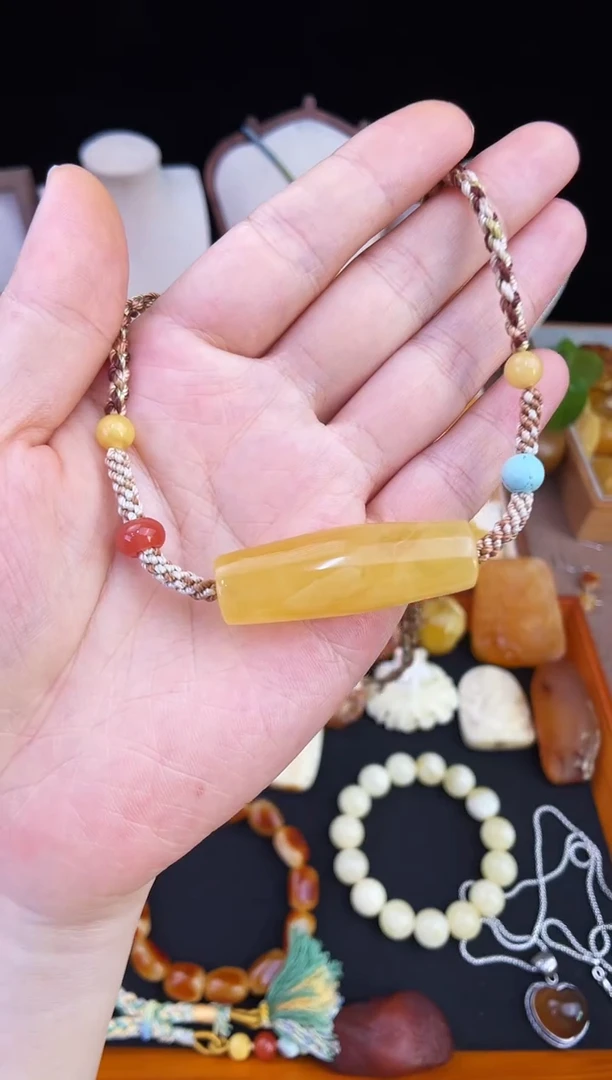 琥珀未镶嵌珠宝奇石柒月