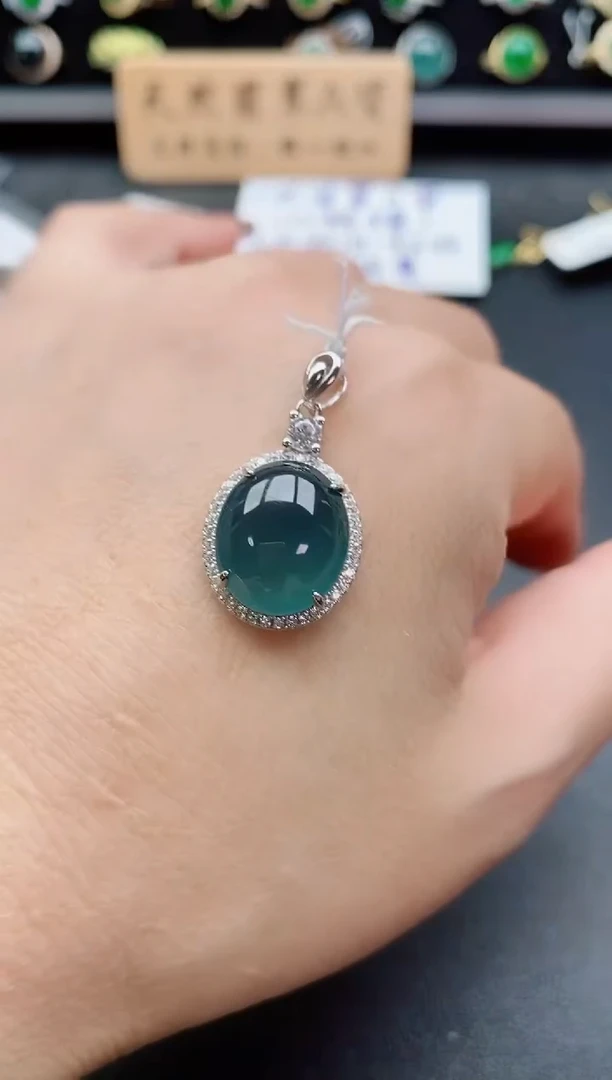 吊坠(赠链)银S925镶嵌翡翠1