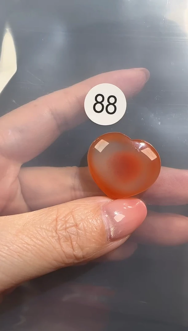 未镶嵌南红玛瑙珠宝半成品揣***袋原矿无优化无胶裂冰飘爱心