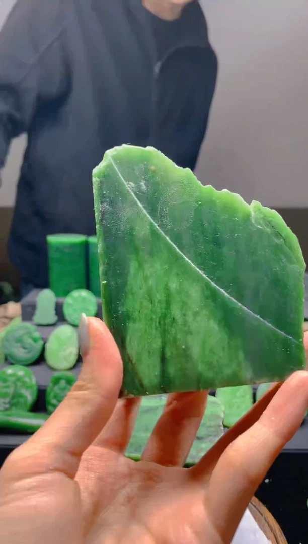 未镶嵌和田玉珠宝半成品1