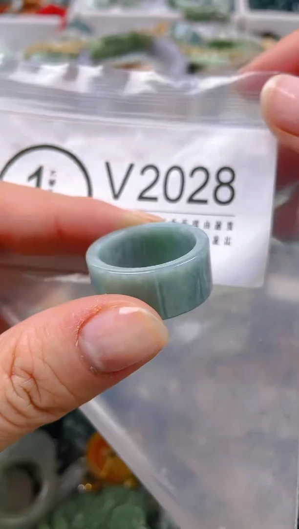 【闪购商品】翡翠颈饰未镶嵌21/V/翡翠A货一图一物