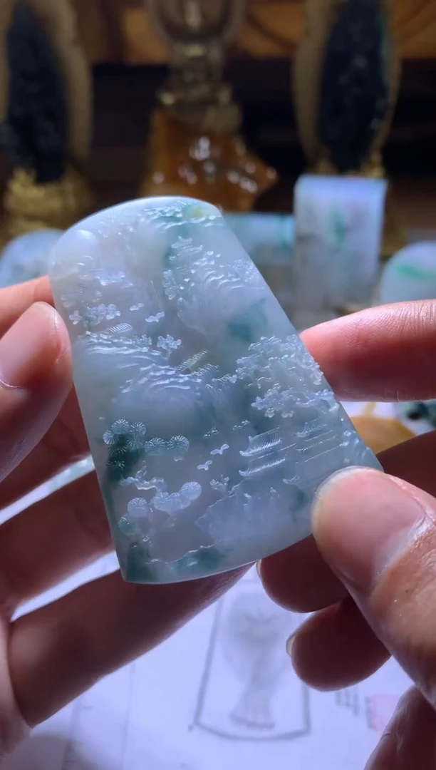 【闪购商品】定制翡翠未镶嵌山水牌