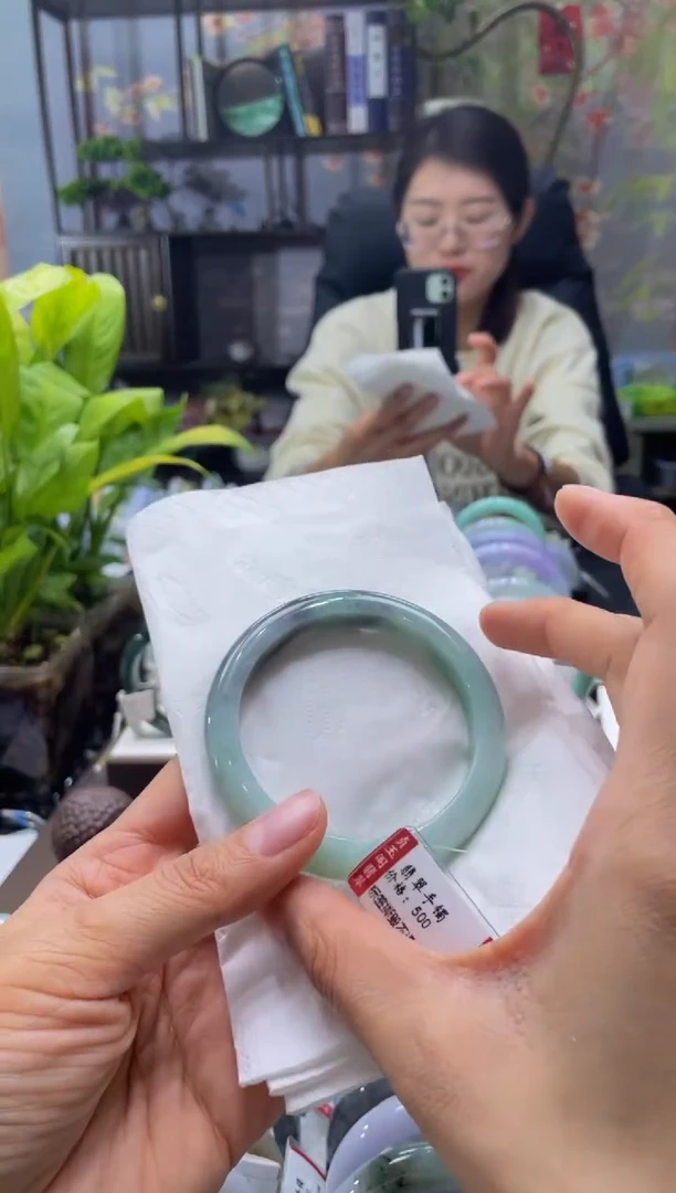 未镶嵌手镯翡翠6621******