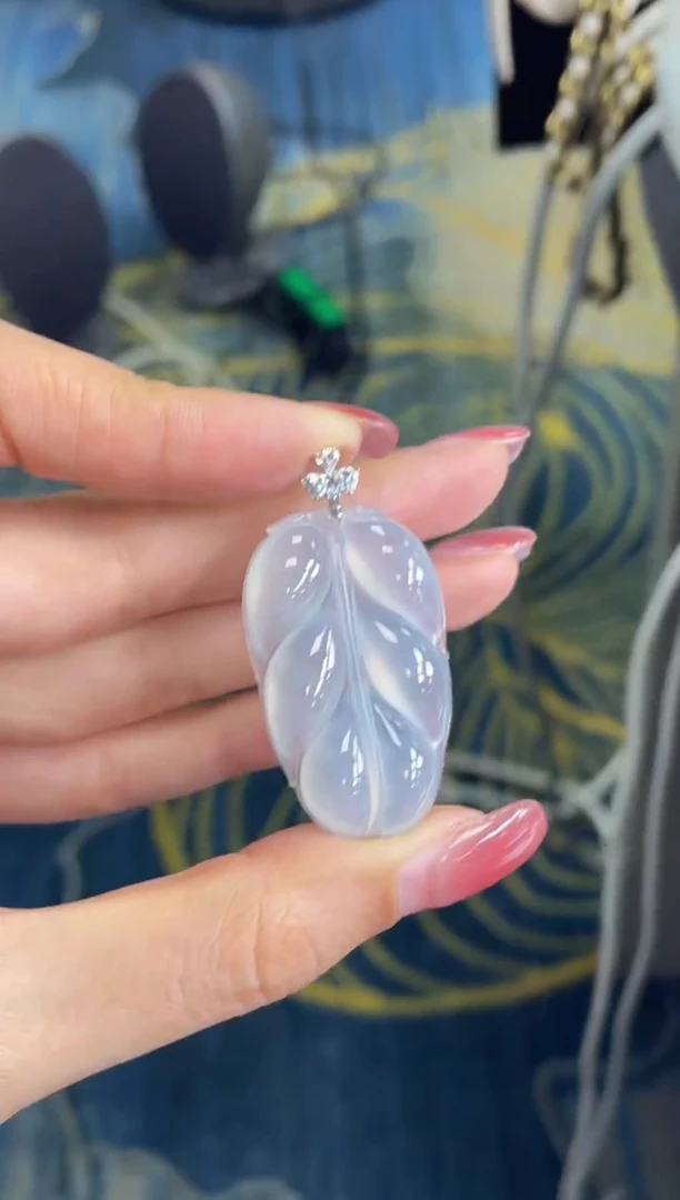 18K金镶嵌定制翡翠DDJ36379