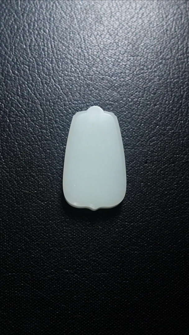 颈饰未镶嵌和田玉无事牌