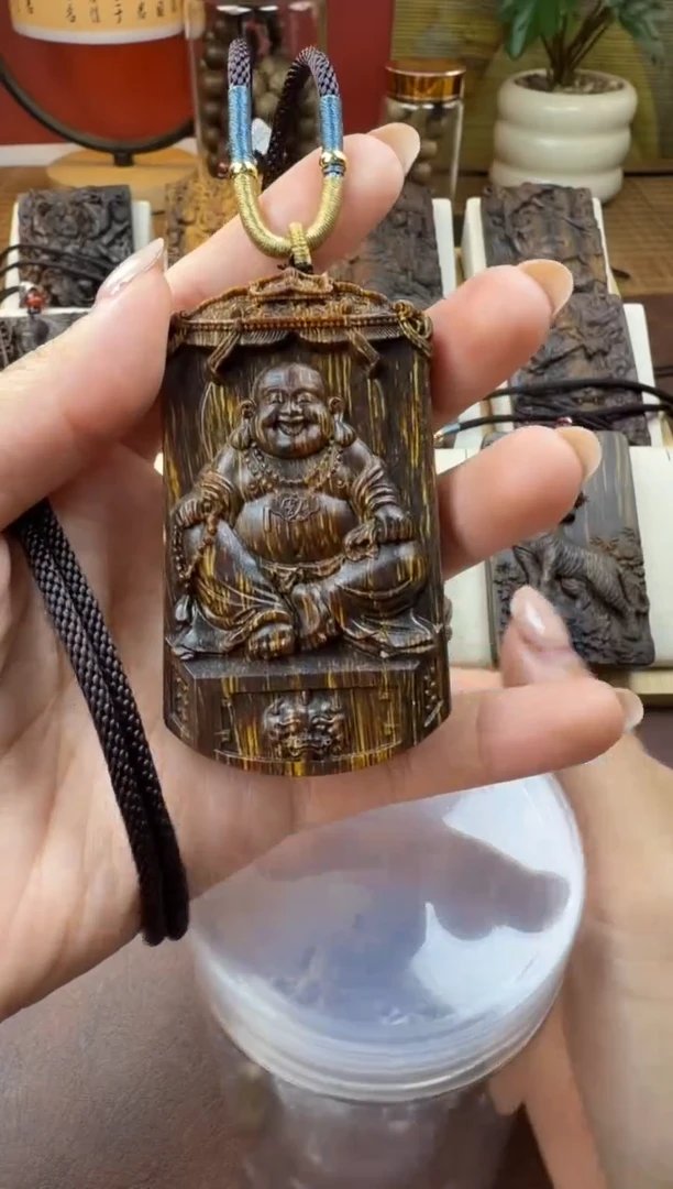 木木雕款芽庄  弥勒佛公 7cm 送养香瓶