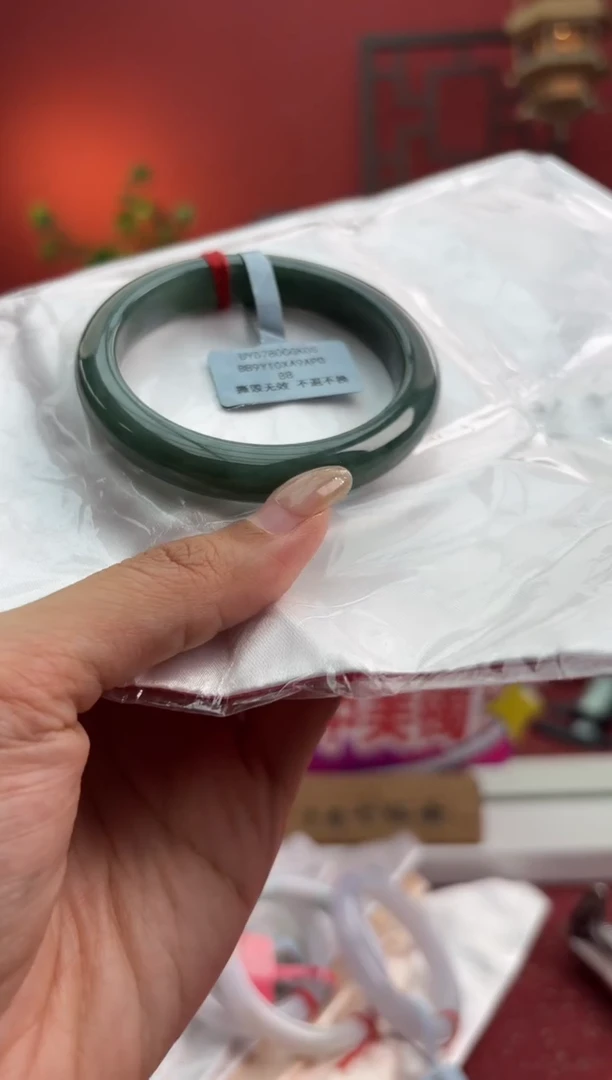 未镶嵌手镯翡翠翡翠手镯1