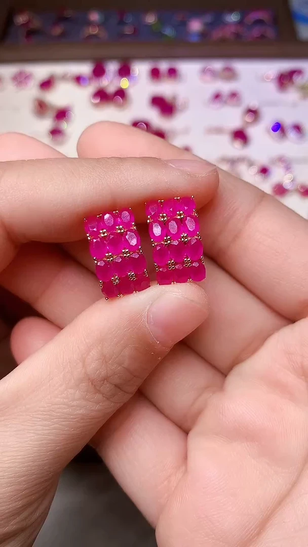 【闪购商品】红宝石耳饰银S925镶嵌000