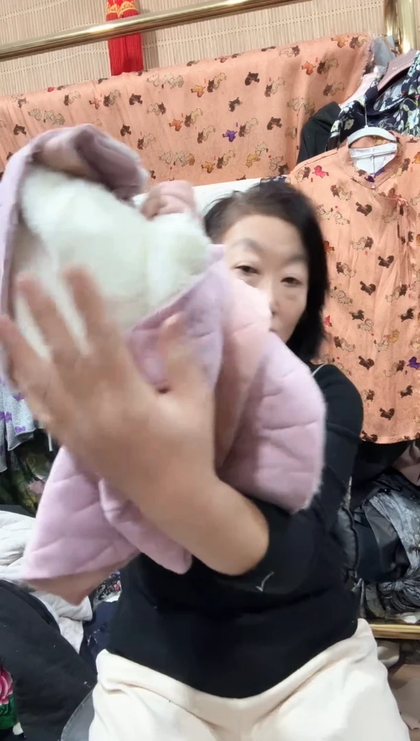 薄款女士紫色带护膝棉裤裁片一条（不带腰布）