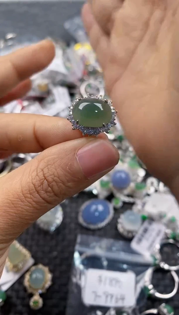 银S925镶嵌戒指翡翠999      3