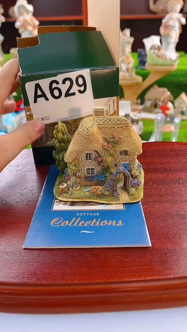 【闪购商品】紫砂茶宠Lilliput中古小房子629