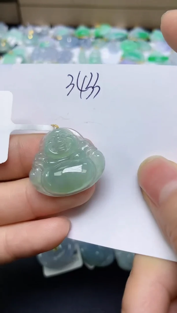 翡翠18K金镶嵌颈饰 天然缅甸翡翠A货