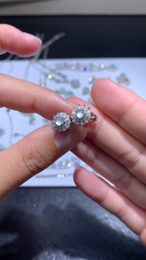 颈饰银S925镶嵌翡翠净货