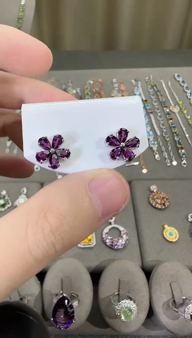 银S925镶嵌耳饰石榴石（紫牙乌）10mm耳钉简约款