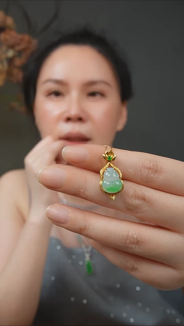 吊坠(不含链)18K金镶嵌翡翠天然缅甸翡翠吊坠