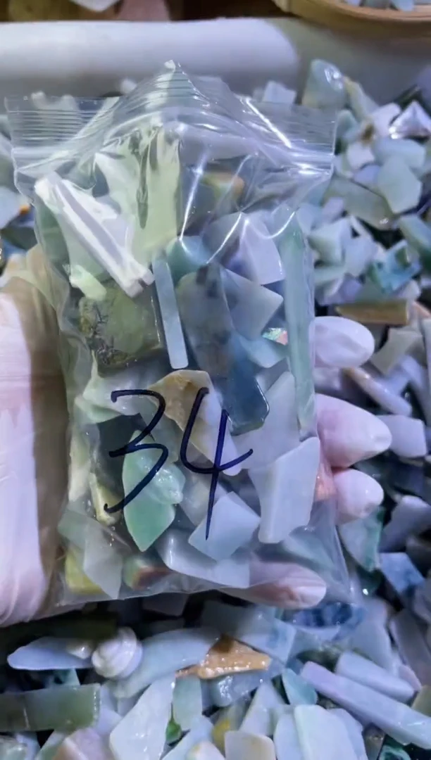 【闪购商品】翡翠颈饰未镶嵌翡翠A货边角中号500克34