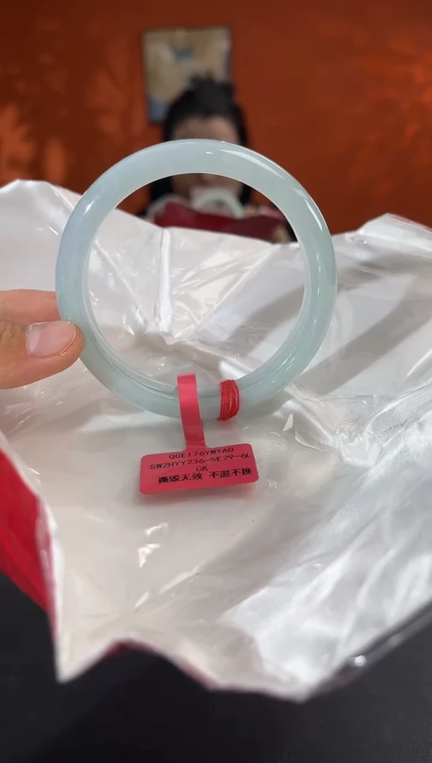 未镶嵌手镯翡翠3