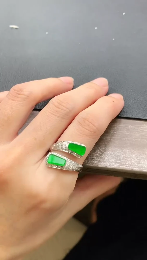 18K金镶嵌戒指翡翠|15800