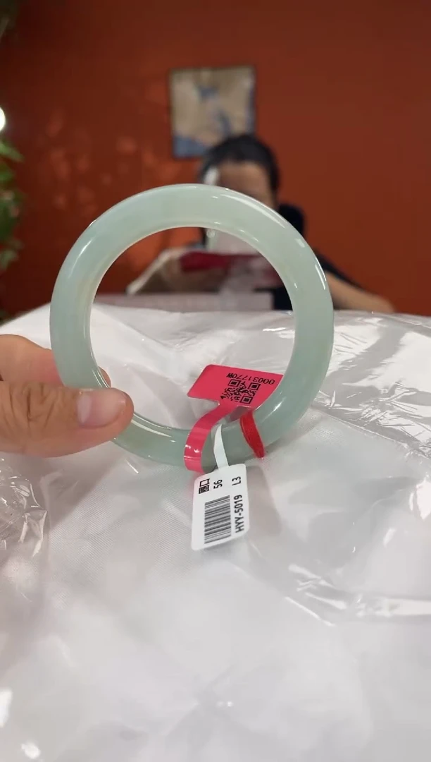 未镶嵌手镯翡翠翡翠手镯 56