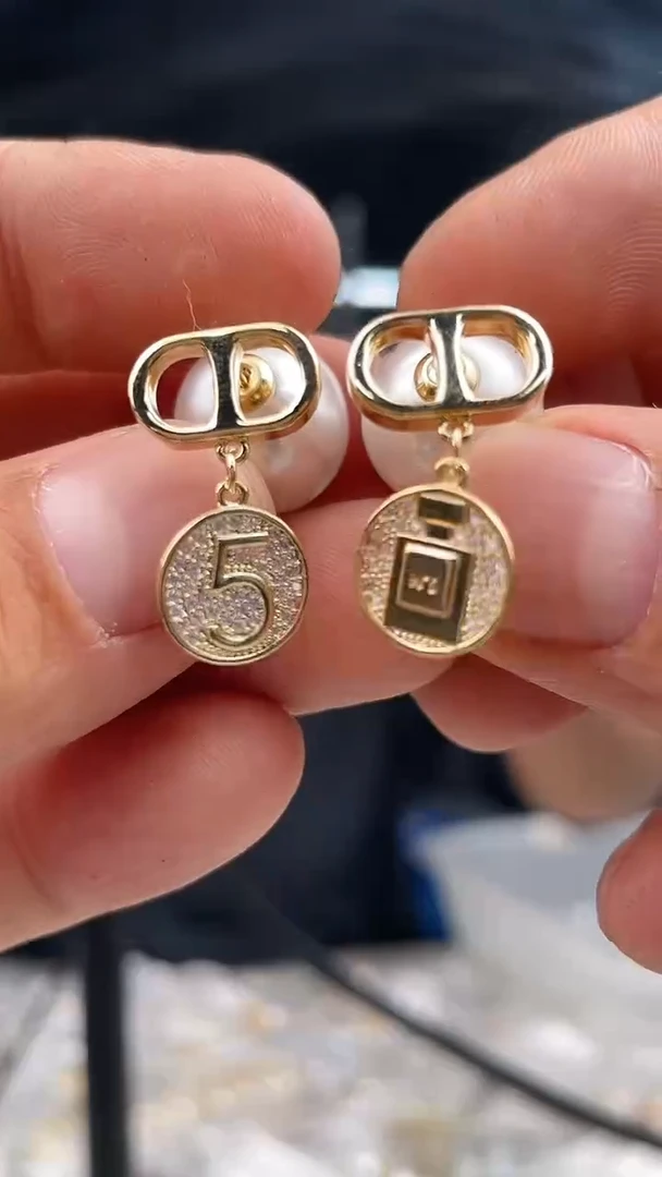 纯铜合金无68156815耳钉