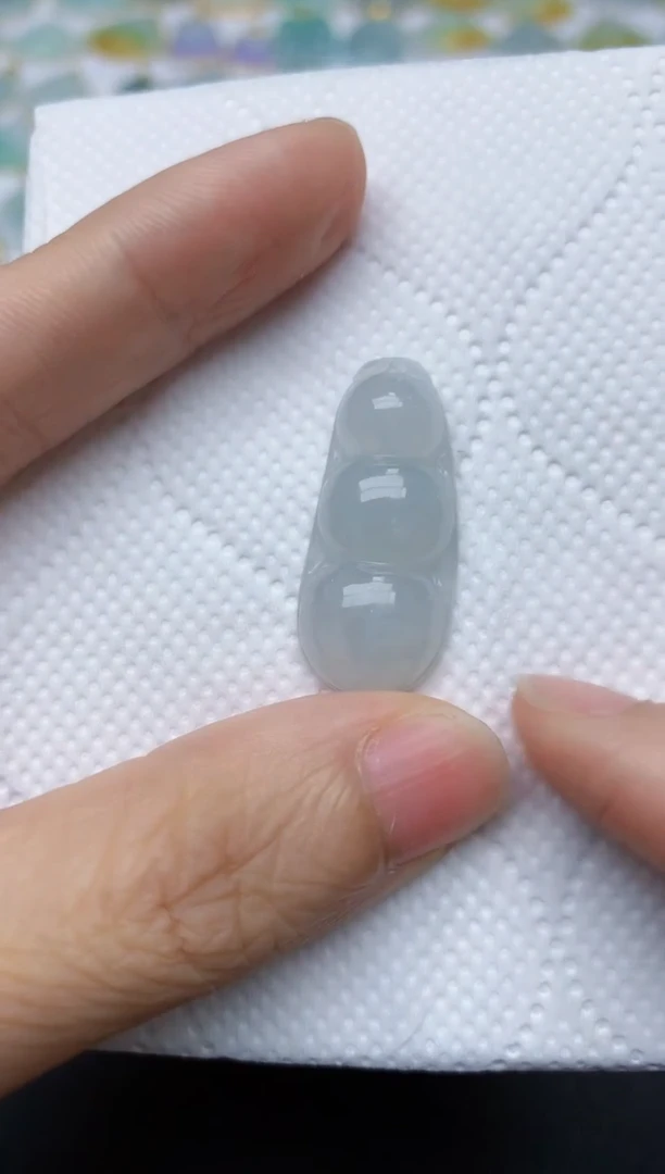 翡翠未镶嵌颈饰天然缅甸A货翡翠