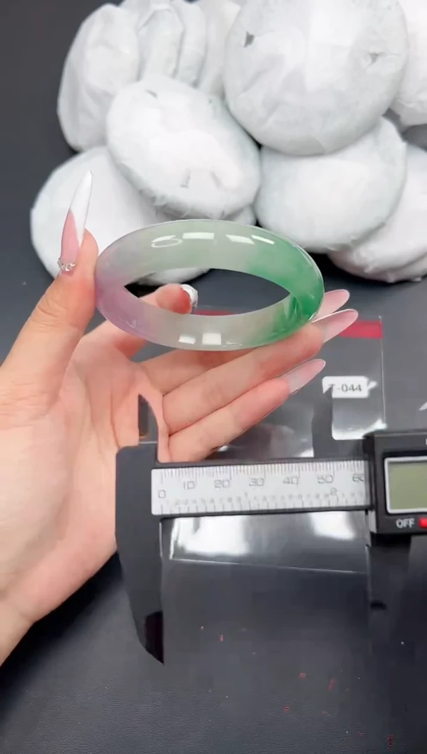 精品手镯，一物一拍T-044