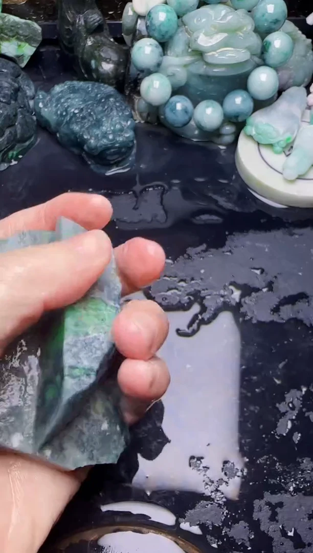 颈饰未镶嵌翡翠T****马59