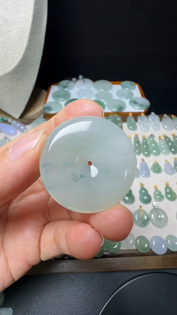 吊坠(不含链)未镶嵌翡翠平安扣尺寸34.5*5.9mm