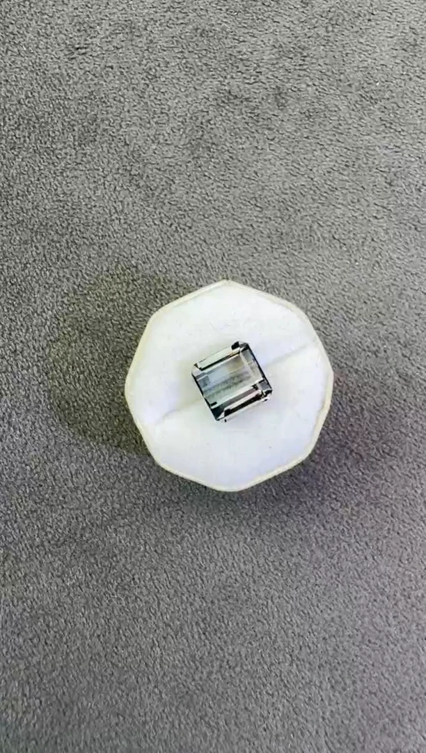 珠宝奇石未镶嵌碧玺2.97ct
