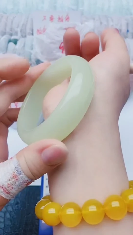 未镶嵌手镯石英质玉w13+57-58