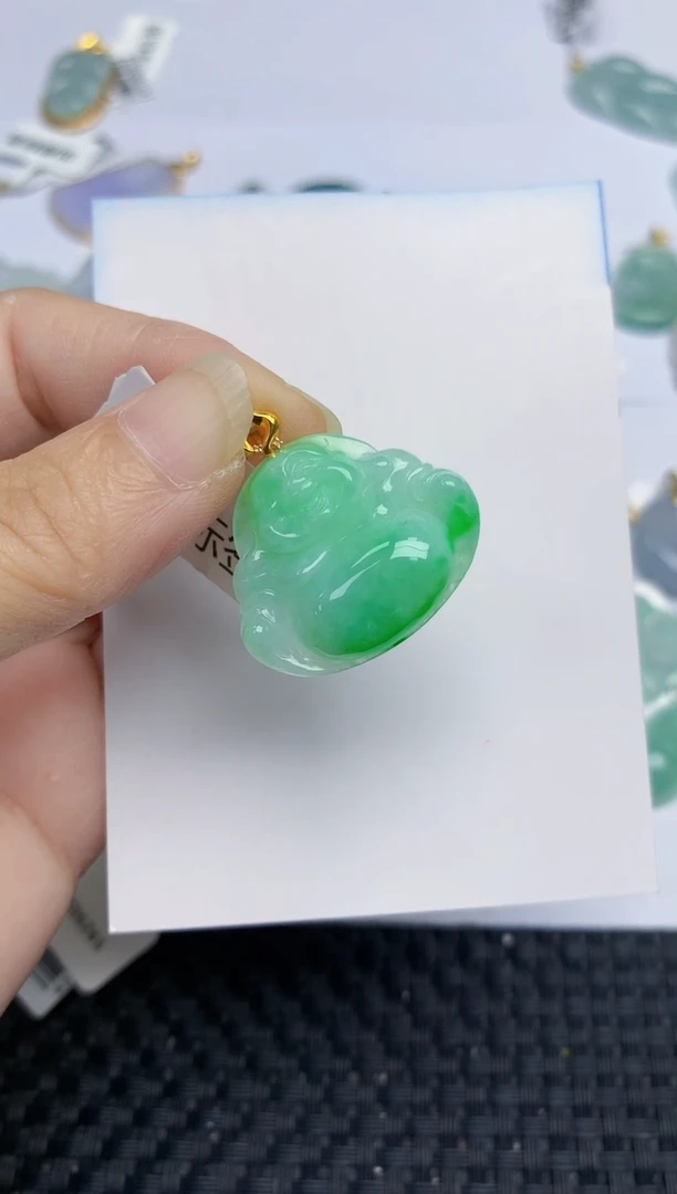 翡翠18K金镶嵌颈饰天然翡翠A货