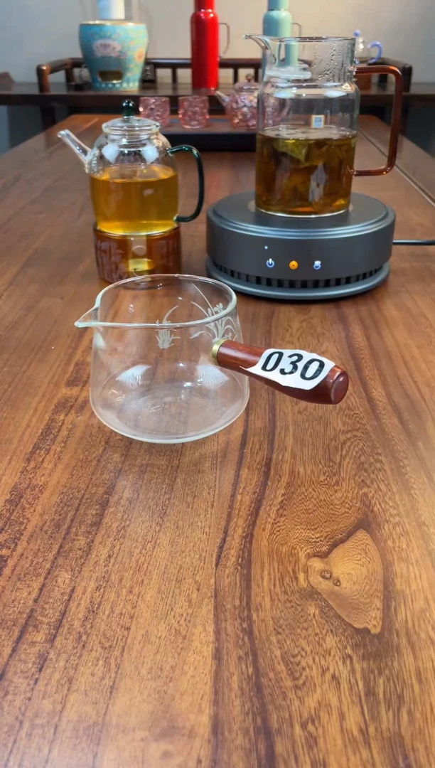 030玻璃公道杯大兰花    8