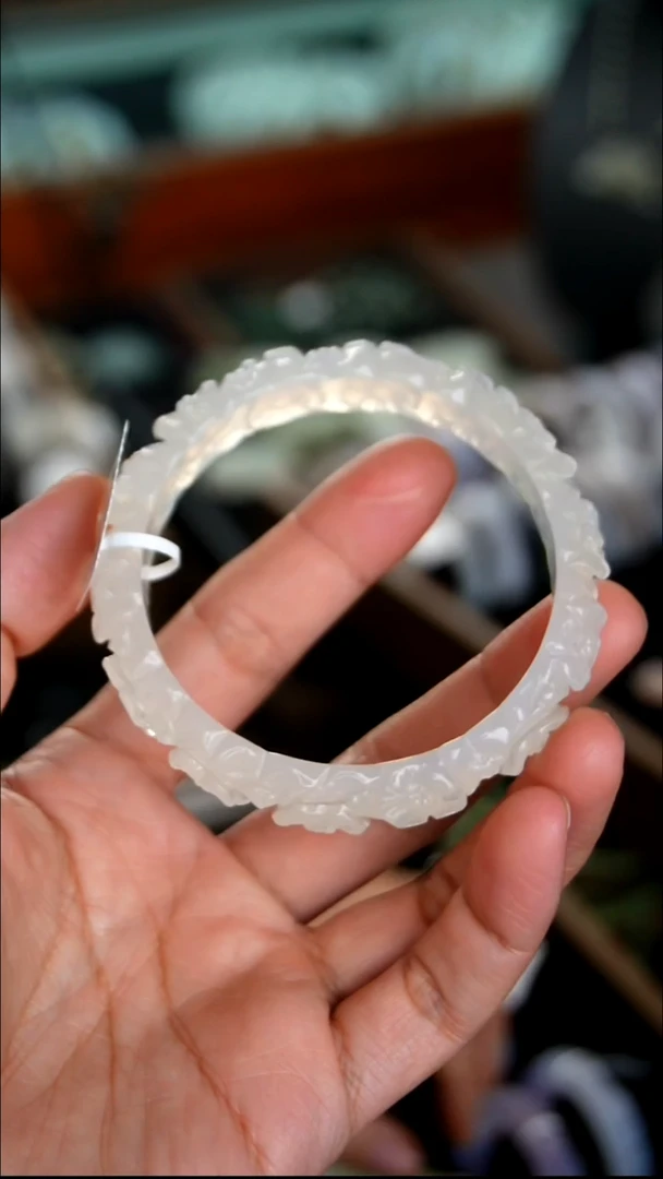 未镶嵌镯子玛瑙/玉髓萍*1-3   59圈口