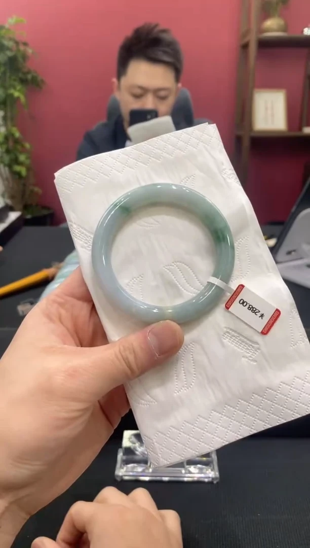 【闪购商品】翡翠手镯未镶嵌00003587