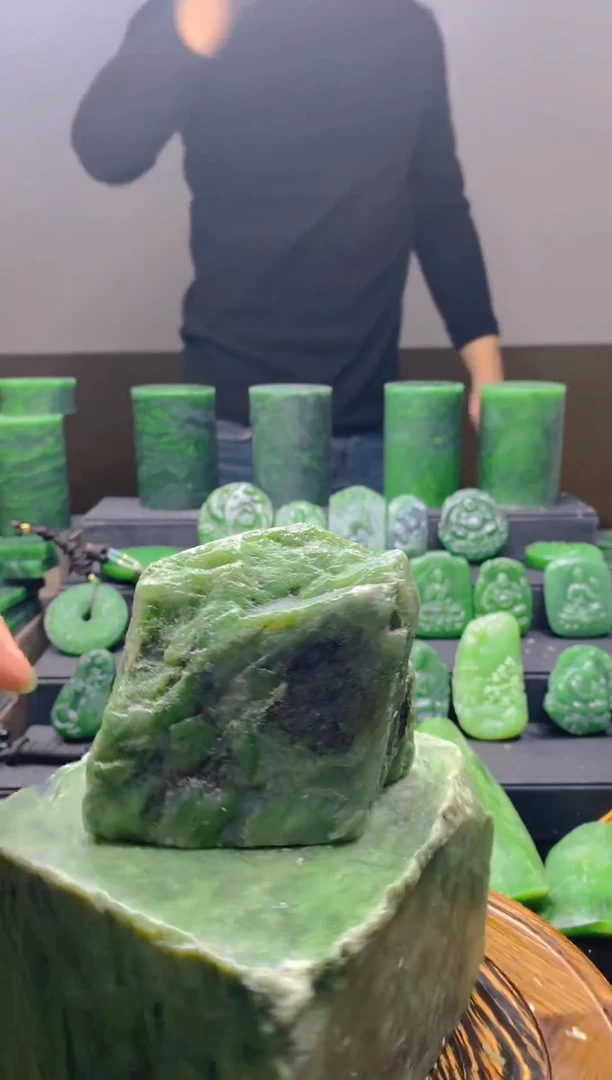 未镶嵌和田玉珠宝半成品1