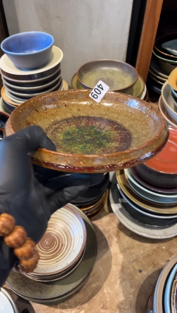 【闪购商品】瓷片409 陶泥绿心厚边盘1个