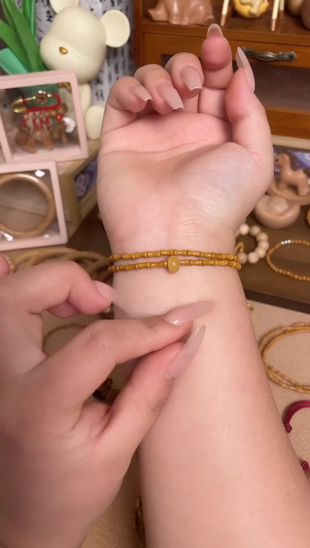 双圈竹节素款加黄跑环一物一拍