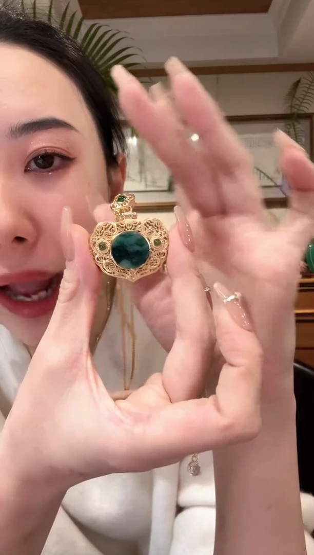 【闪购商品】翡翠颈饰银S925镀金镶嵌国风