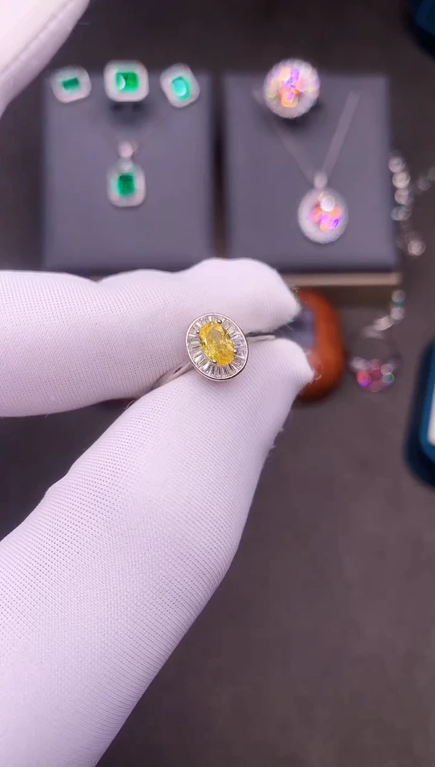 戒指彩色蓝宝石银S925镶嵌·····