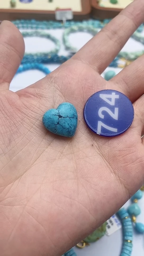 【闪购商品】绿松石雕刻件未镶嵌724