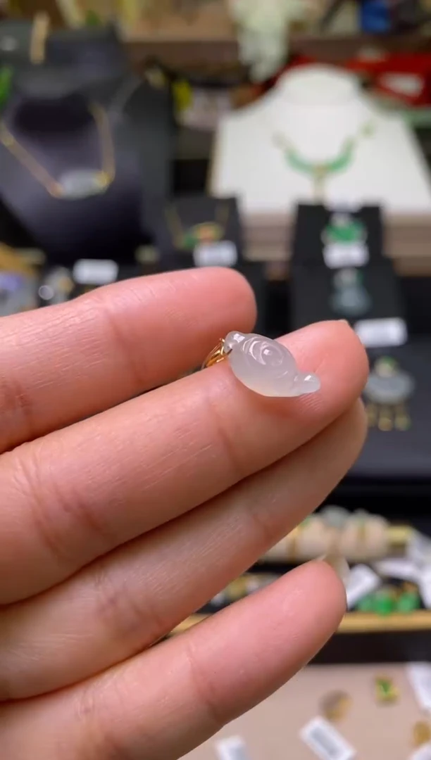 【闪购商品】翡翠颈饰18K金镶嵌净货18330