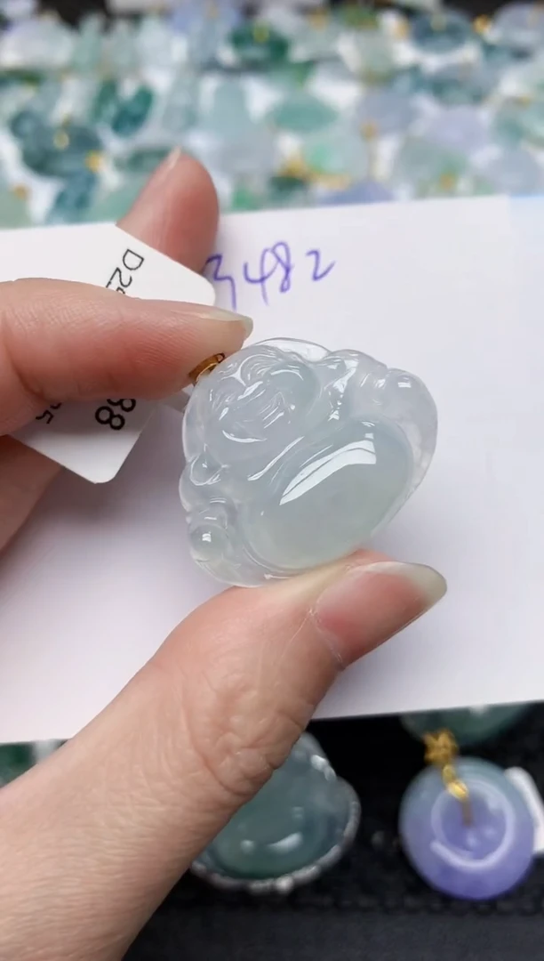 颈饰18K金镶嵌翡翠天然缅甸A货翡翠百元以上9元证书费自理