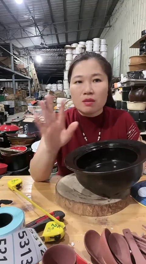 陶瑕疵27黑帽锅不带盖