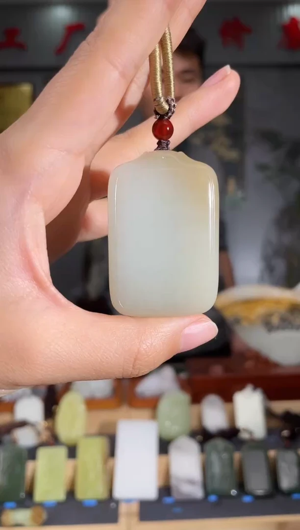 【闪购商品】和田玉颈饰未镶嵌拍一发一 多样性发货