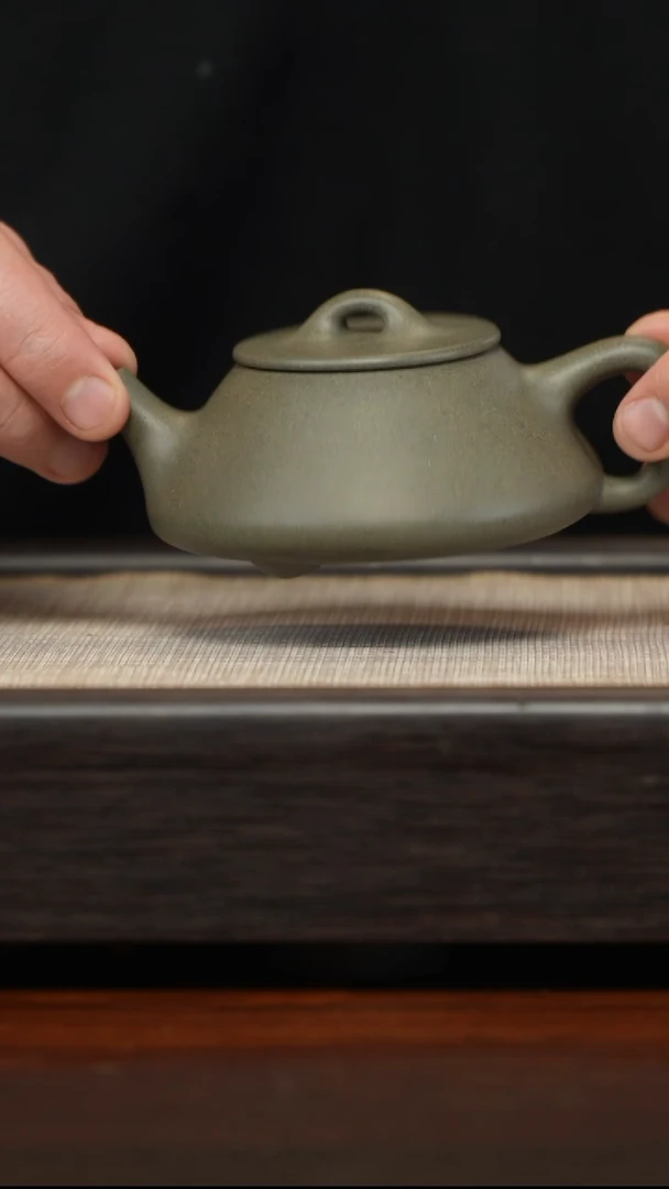 【闪购商品】紫砂茶壶青段平盖石瓢