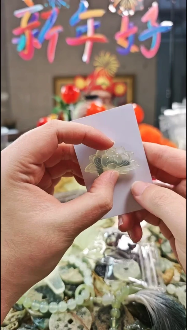 【闪购商品】蛇纹石玉颈饰合金吊坠7