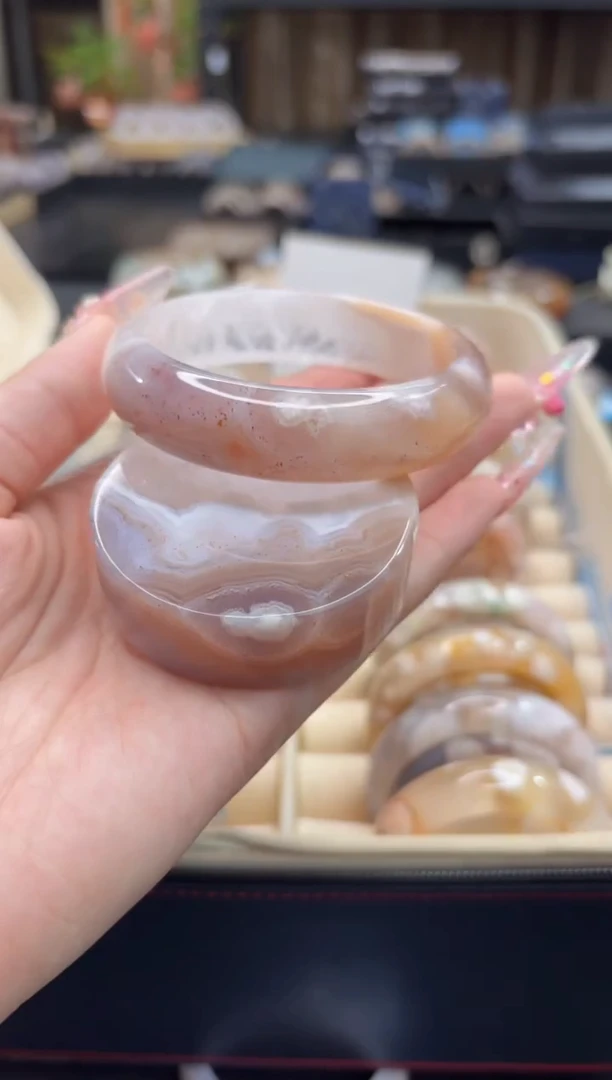 未镶嵌手镯石英质玉49(58圈赠送镯心)